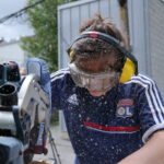 Photo lors de la construction d'un projet design avec La Camaraderie